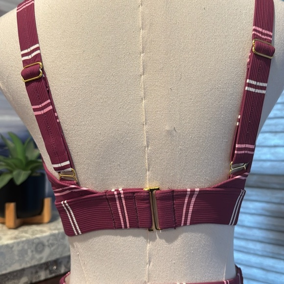 Woman's Freshwater Striped Burgundy Bikini Set. Size S/M - Picture 5 of 8